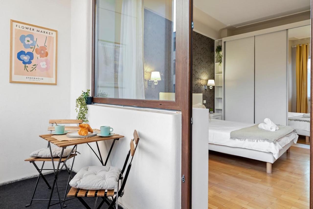City Heart Retreat Elegant Apartment Bukarest Exterior foto