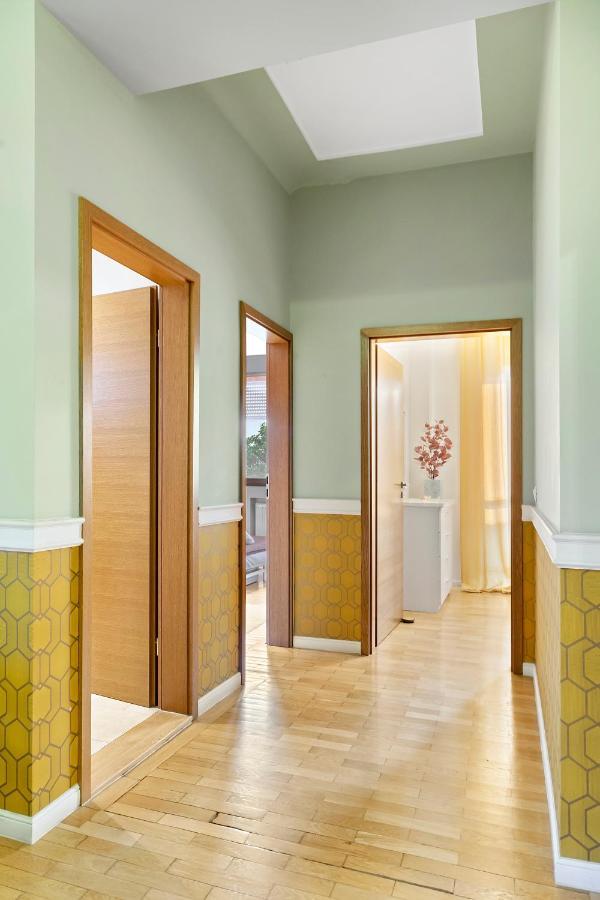 City Heart Retreat Elegant Apartment Bukarest Exterior foto