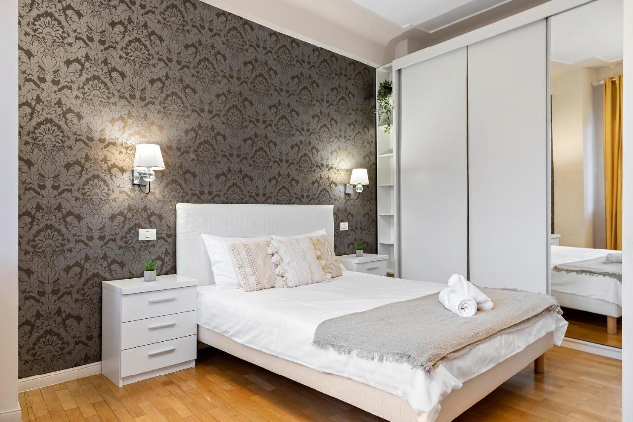 City Heart Retreat Elegant Apartment Bukarest Exterior foto