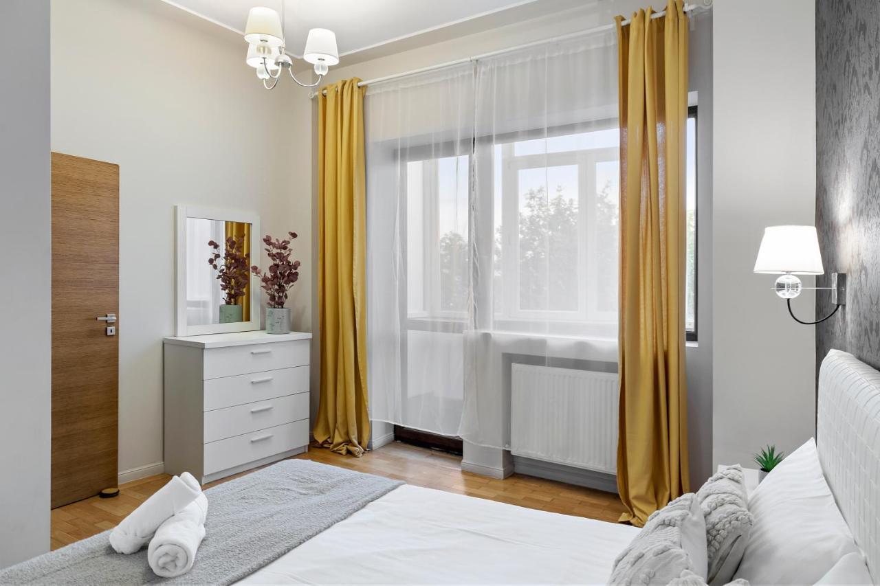 City Heart Retreat Elegant Apartment Bukarest Exterior foto