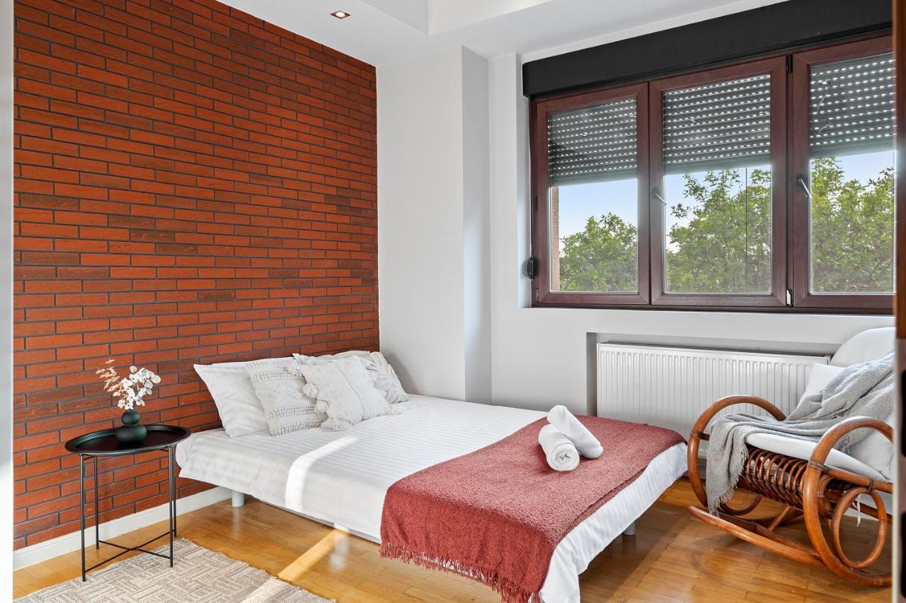 City Heart Retreat Elegant Apartment Bukarest Exterior foto