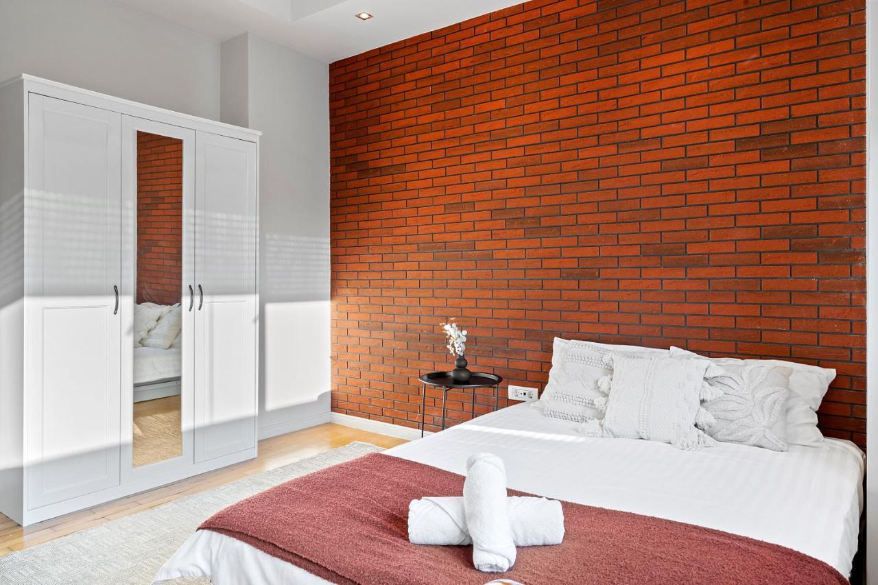 City Heart Retreat Elegant Apartment Bukarest Exterior foto